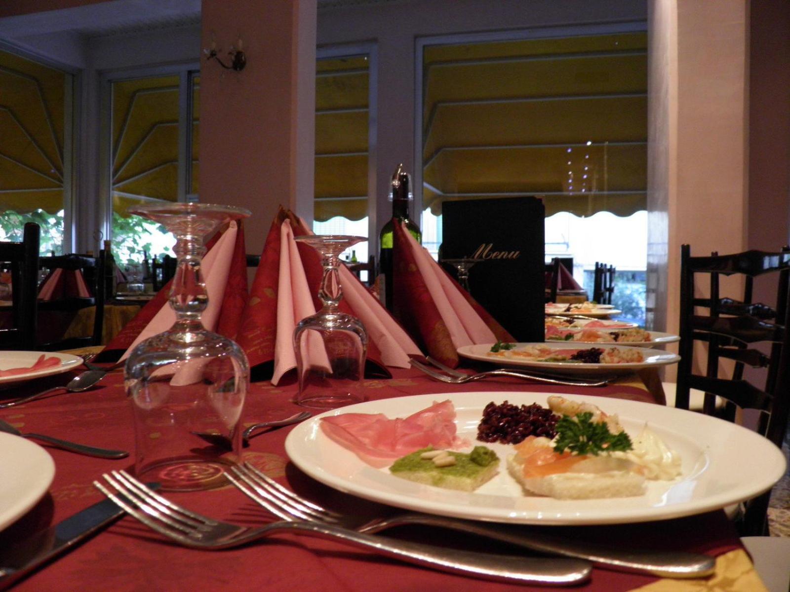 Hotel Derby Белариа-Игеа Марина Екстериор снимка